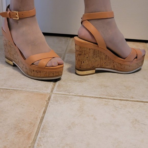 Beige Platform Wedgey "Aldo' Sandals - Picture 1 of 6